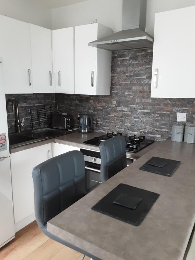 Esplanade Seaside View Apartment Porthcawl Exteriör bild